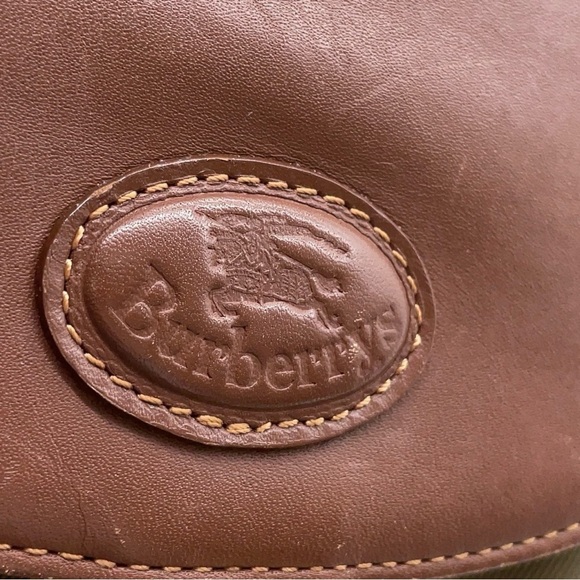 Authentic Burberry Nova Check
Leather Nylon Brown Khaki
Backpack - Picture 12 of 16